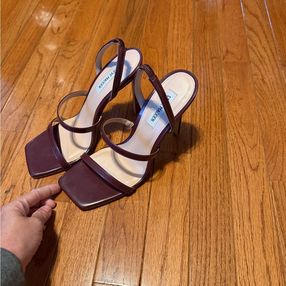 Steve Madden Burgundy Strappy Slingback Heels Size 9 - Picture 3 of 5